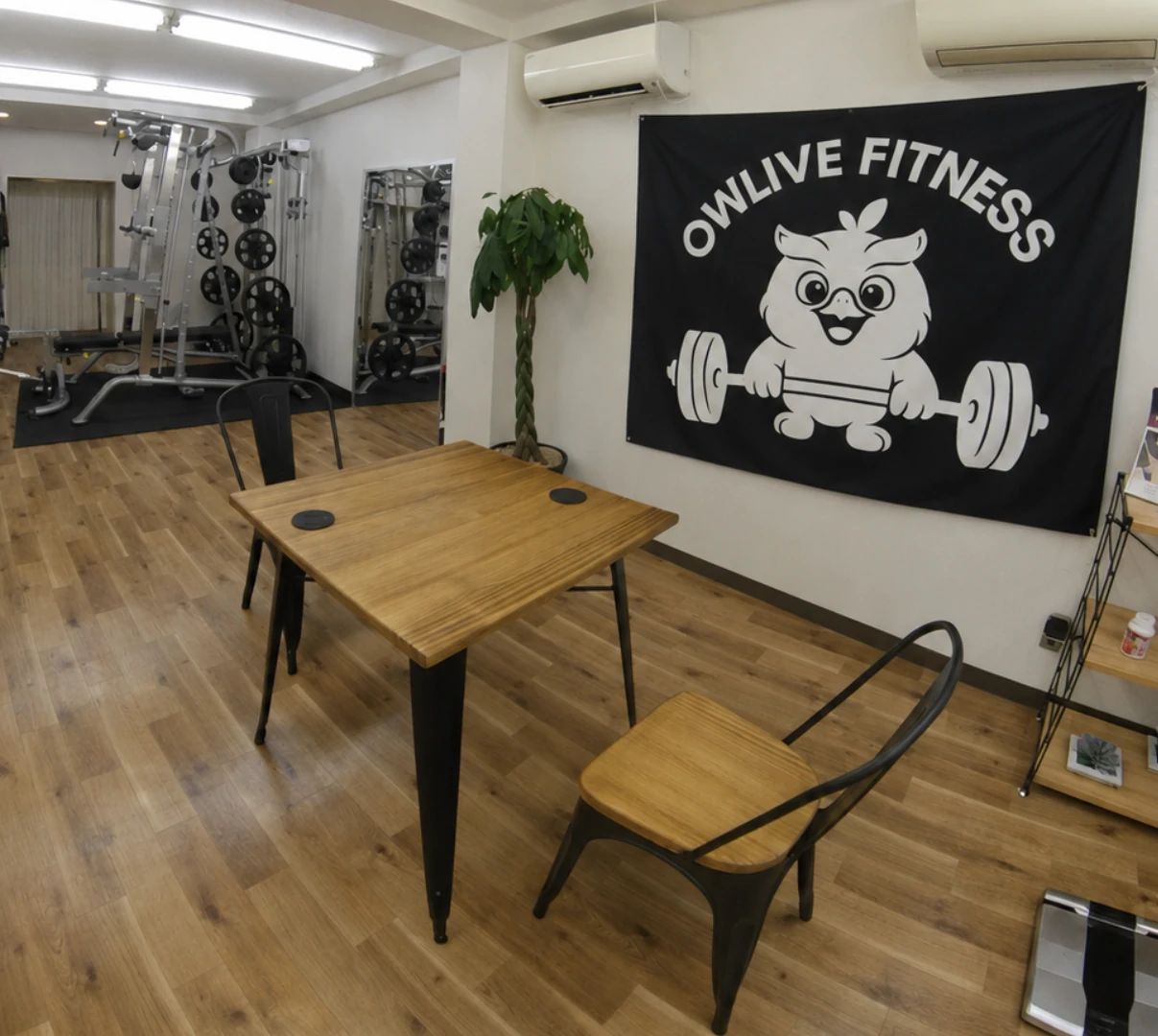 OWLIVE FITNESSのトレーニングルーム